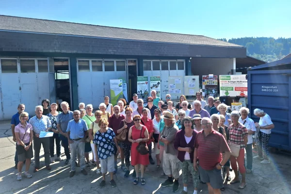 Gruppenfoto-vom-Abfalltag